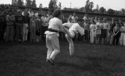 Pokaz karate na Stadionie Wigier - lata 80'